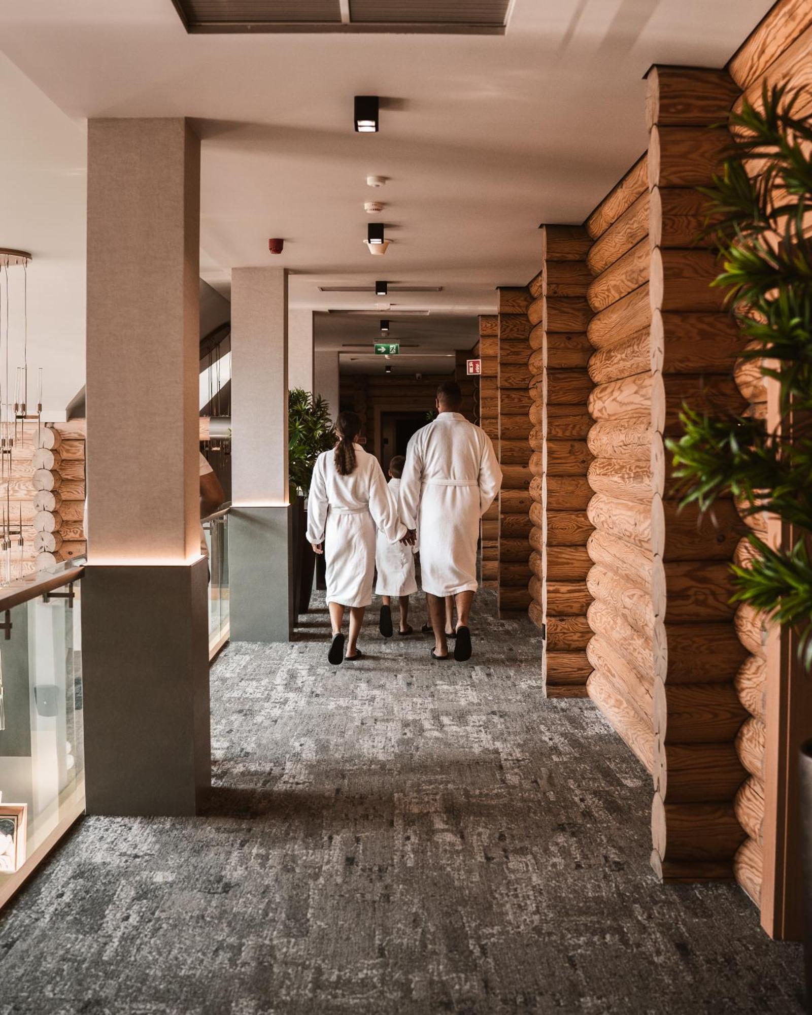 Avalon Resort & Spa Miskolc Buitenkant foto