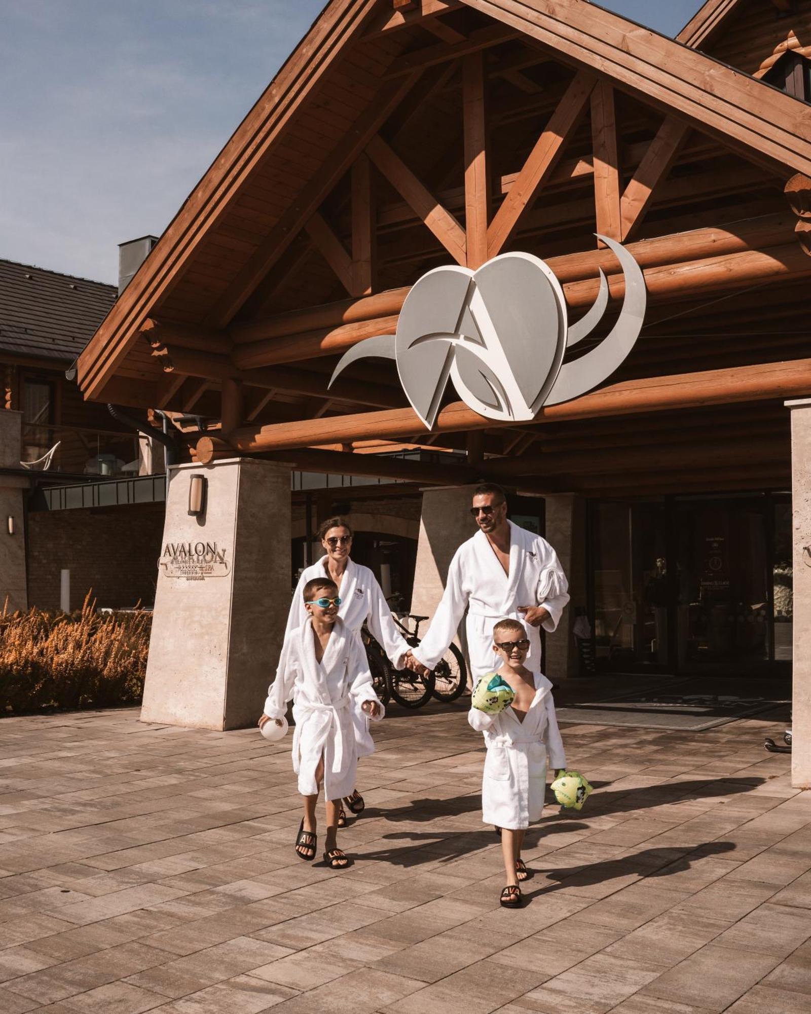Avalon Resort & Spa Miskolc Buitenkant foto