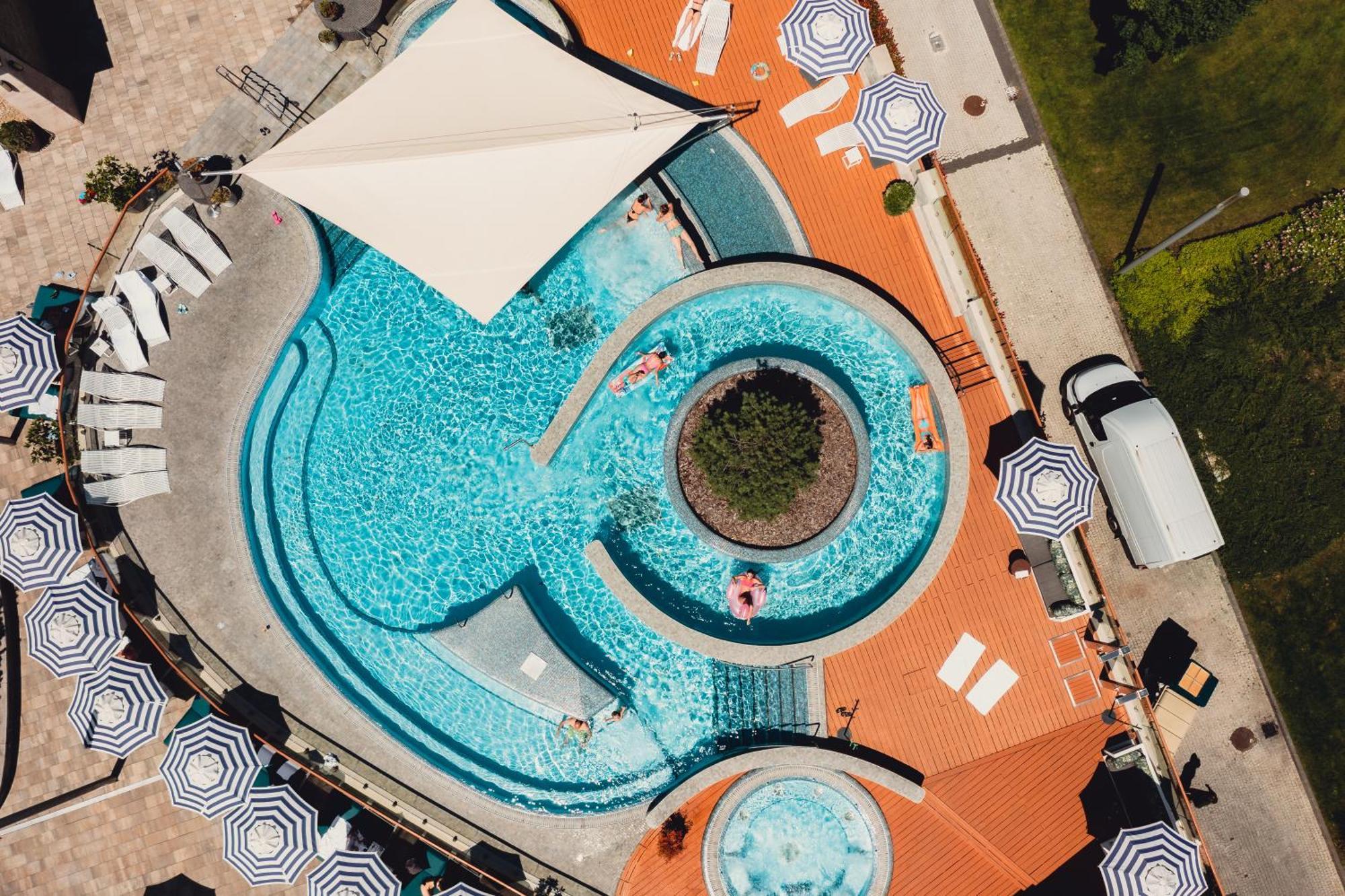 Avalon Resort & Spa Miskolc Buitenkant foto